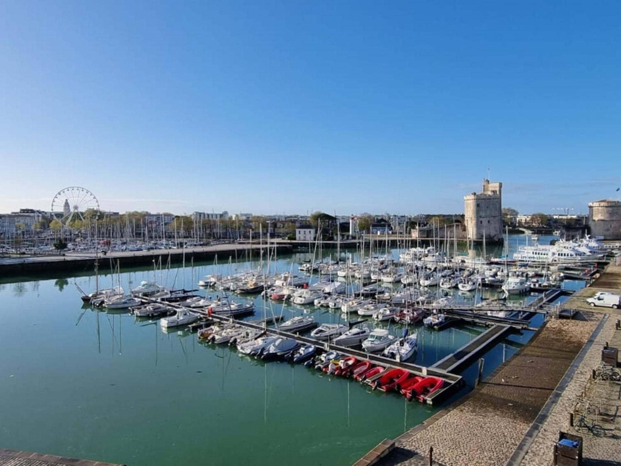 Apartment T2 Lumineux A Deux Pas Du Vieux Port, La Rochelle - Confort, Wi-fi, Proche Commerces - Fr-1-535-39 *